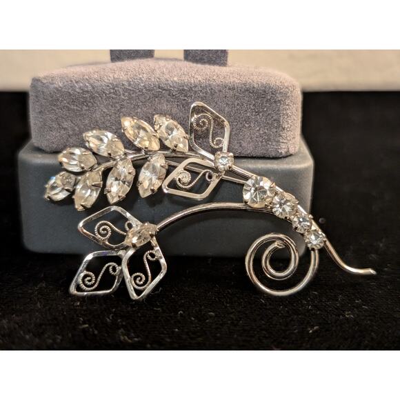 Vintage Tru Kay Sterling Marquis Cut Rhinestone Leaf Scroll Brooch/Pendant - Picture 5 of 5